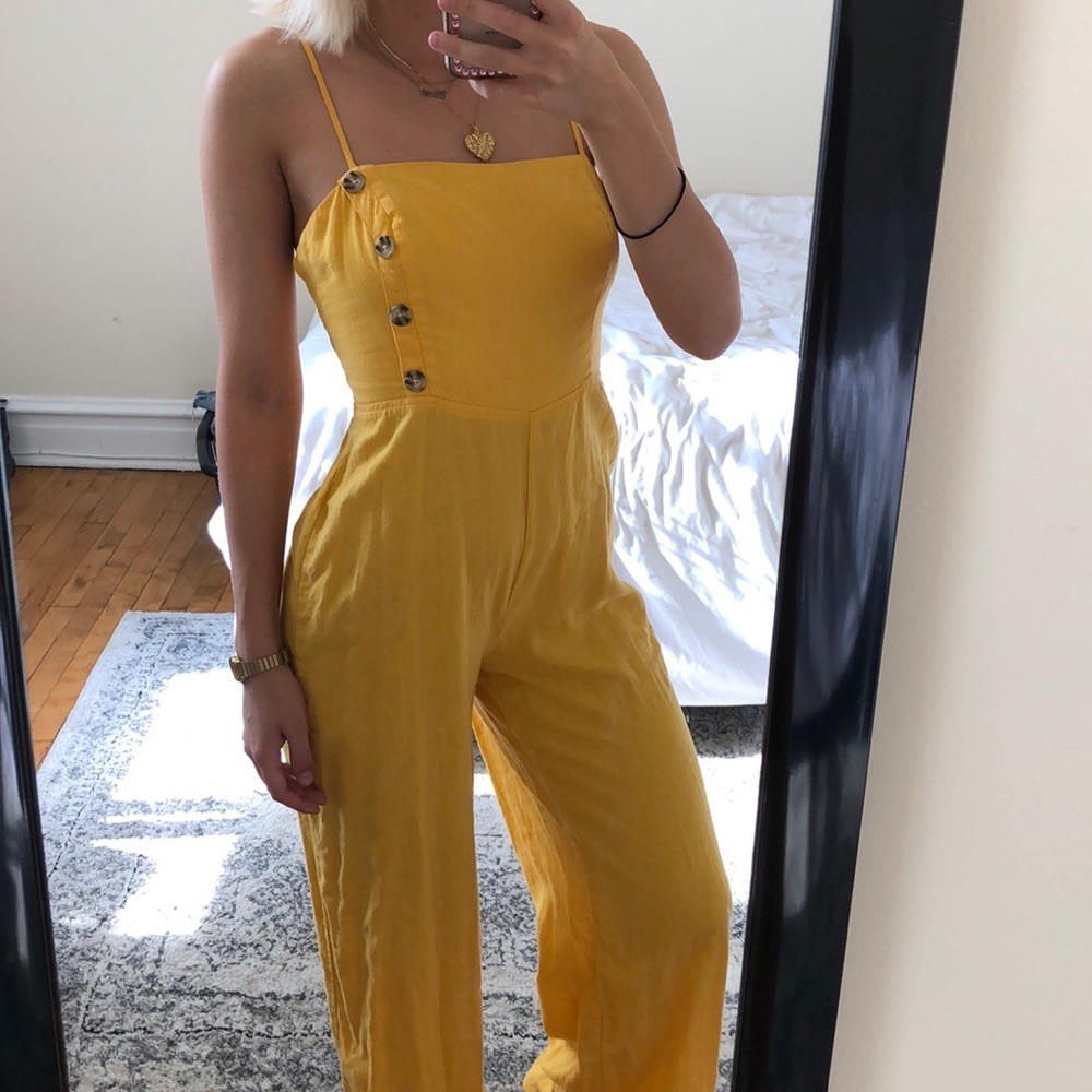 URBAN OUTFITTERS yellow wideleg jumpsuit